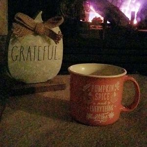 Meet your Posher, Dena